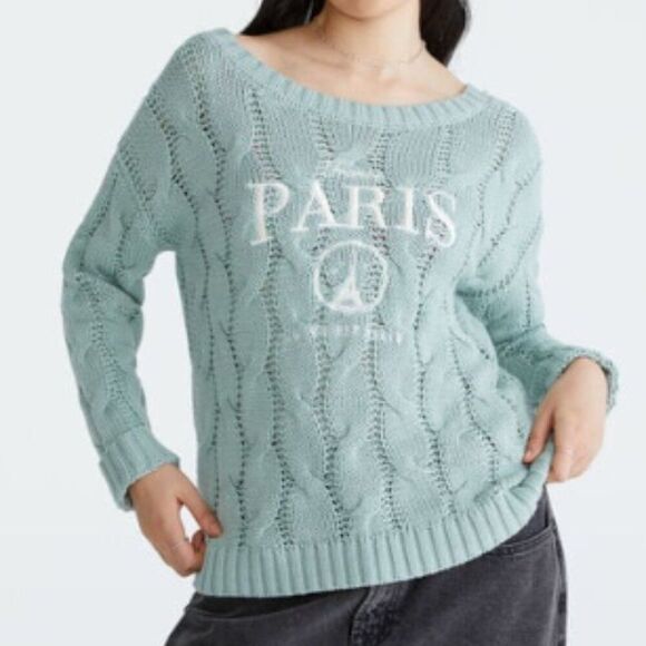 Reversible Design Embroidered Paris France & Eiffel Tower Graphic Sweater - Picture 1 of 7